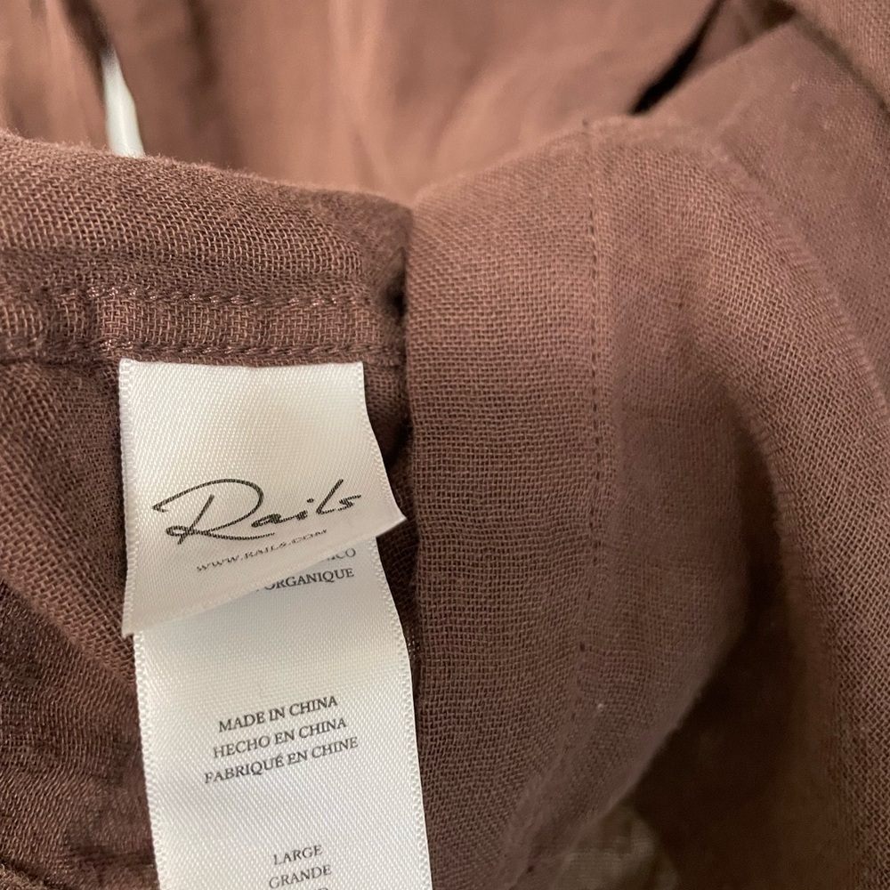NWT Rails Chocolate Brown Button-Up Women's Top Light cotton Large - Picture 8 of 10
